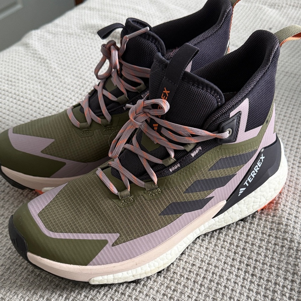 Adidas Terrex Women's Athletic Shoes - Olive and Pink